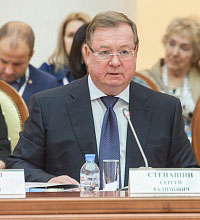 Президент Российского книжного союза предложил сделать губернаторов российских регионов главными послами чтения в своих городах